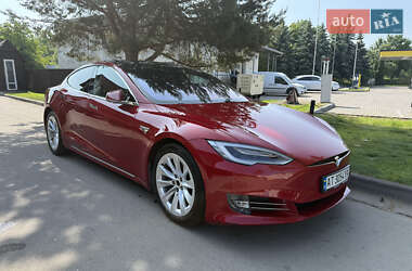 Лифтбек Tesla Model S 2018 в Ивано-Франковске