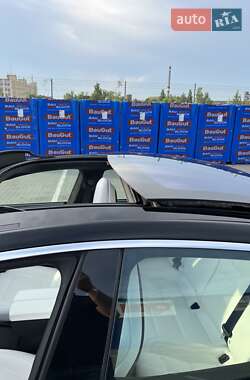 Ліфтбек Tesla Model S 2018 в 