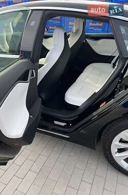 Ліфтбек Tesla Model S 2018 в 