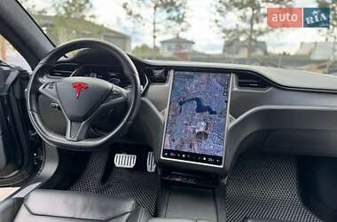 Лифтбек Tesla Model S 2018 в 
