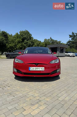 Ліфтбек Tesla Model S 2014 в 