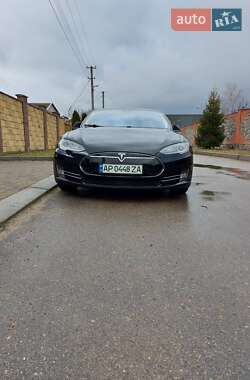 Ліфтбек Tesla Model S 2015 в Запоріжжі