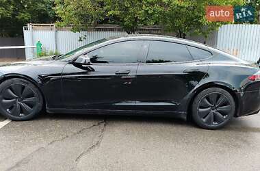 Лифтбек Tesla Model S 2021 в 