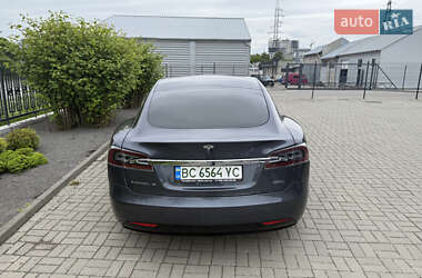 Лифтбек Tesla Model S 2019 в Львове