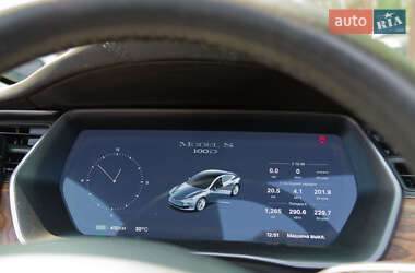 Лифтбек Tesla Model S 2018 в 