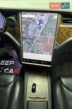 Лифтбек Tesla Model S 2018 в 