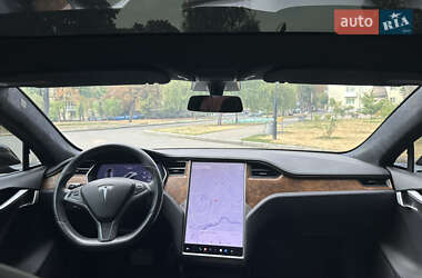 Лифтбек Tesla Model S 2018 в 