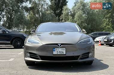 Лифтбек Tesla Model S 2016 в 