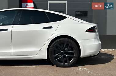 Лифтбек Tesla Model S 2022 в 
