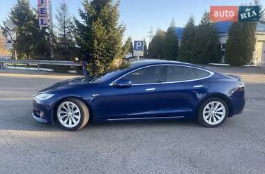 Лифтбек Tesla Model S 2016 в 