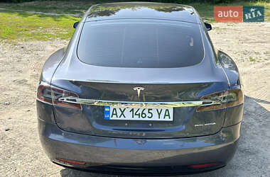 Ліфтбек Tesla Model S 2020 в 