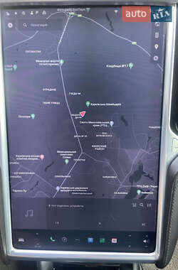 Лифтбек Tesla Model S 2016 в 