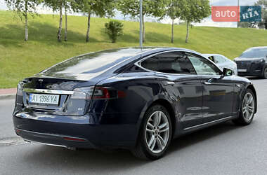 Ліфтбек Tesla Model S 2014 в 
