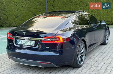 Ліфтбек Tesla Model S 2014 в 