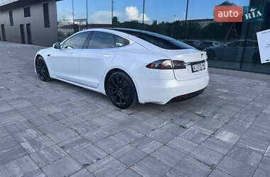 Лифтбек Tesla Model S 2020 в 