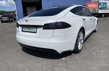 Лифтбек Tesla Model S 2017 в 