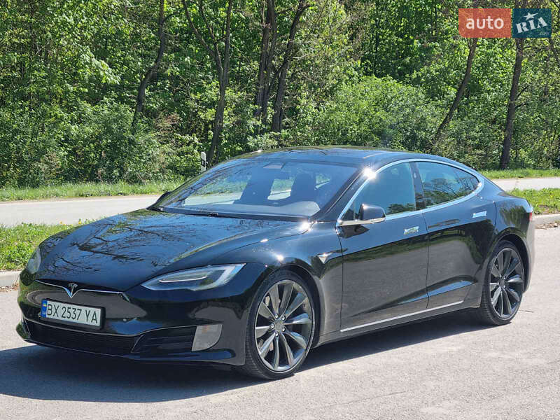 Tesla Model S 2017
