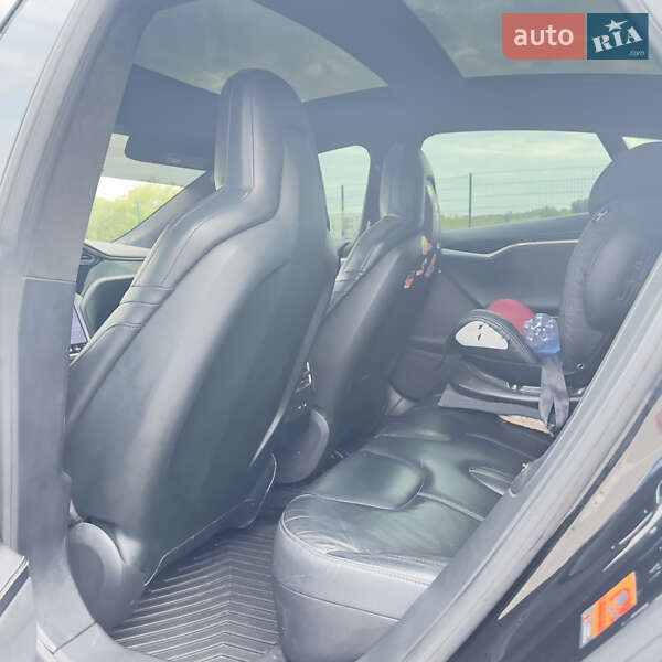 Лифтбек Tesla Model S 2016 в Ровно фото 9 Лифтбек Tesla Model S 2016 в Ровно