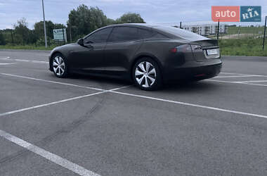 Лифтбек Tesla Model S 2016 в 