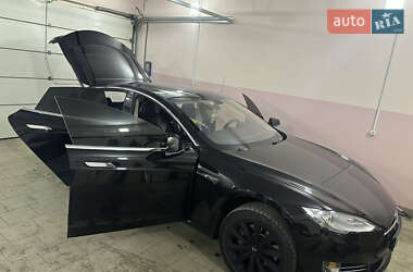 Лифтбек Tesla Model S 2013 в 