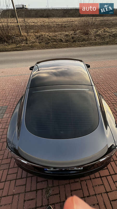 Ліфтбек Tesla Model S 2020 в Рівному