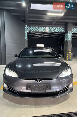 Лифтбек Tesla Model S 2018 в 