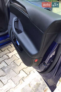 Лифтбек Tesla Model S 2022 в 