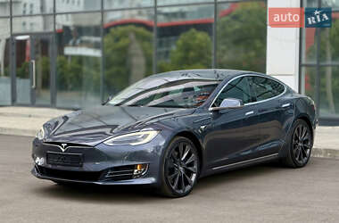 Ліфтбек Tesla Model S 2018 в 