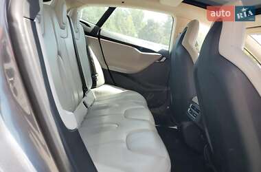 Лифтбек Tesla Model S 2014 в 
