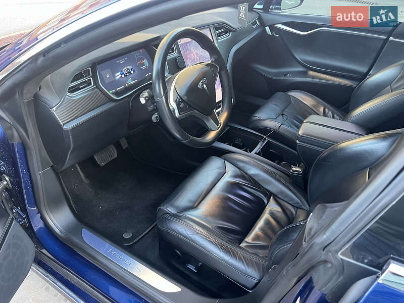 Лифтбек Tesla Model S 2017 в Киеве фото 14 Лифтбек Tesla Model S 2017 в Киеве