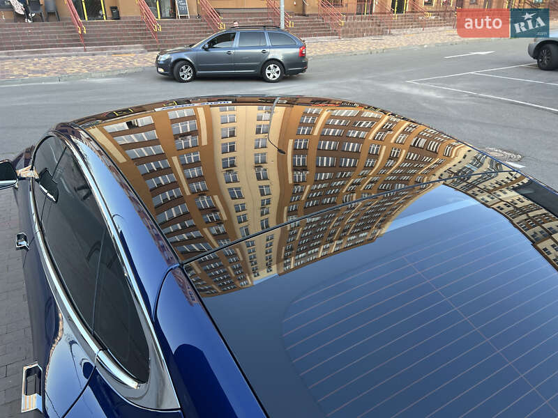 Лифтбек Tesla Model S 2017 в Киеве фото 9 Лифтбек Tesla Model S 2017 в Киеве