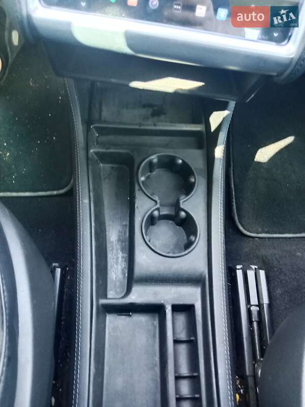 Лифтбек Tesla Model S 2014 в Ивано-Франковске