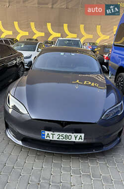 Ліфтбек Tesla Model S 2022 в 