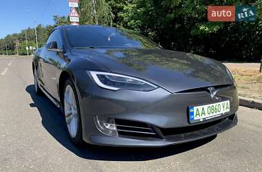 Лифтбек Tesla Model S 2016 в 