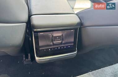Ліфтбек Tesla Model S 2021 в 