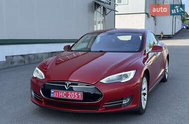 Лифтбек Tesla Model S 2014 в 