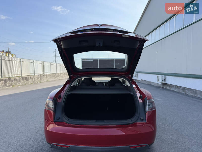 Лифтбек Tesla Model S 2014 в Виннице фото 10 Лифтбек Tesla Model S 2014 в Виннице