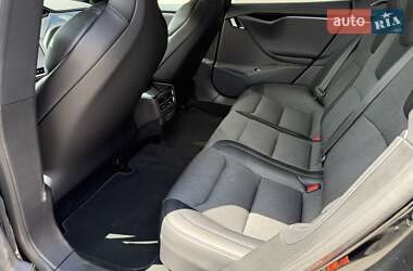 Лифтбек Tesla Model S 2018 в 