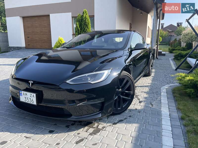 Лифтбек Tesla Model S 2022 в 