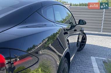 Лифтбек Tesla Model S 2022 в Житомире
