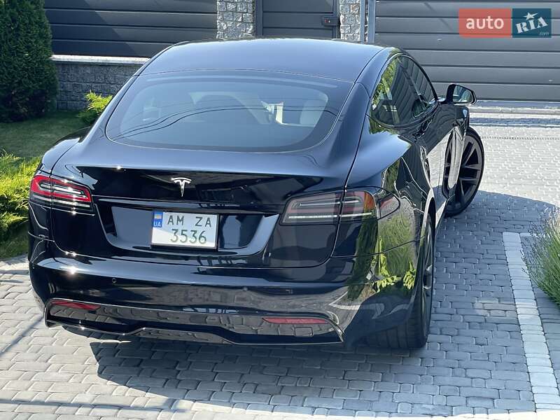 Лифтбек Tesla Model S 2022 в Житомире