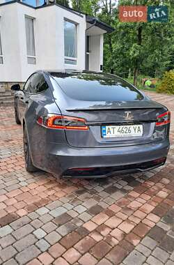 Лифтбек Tesla Model S 2021 в 