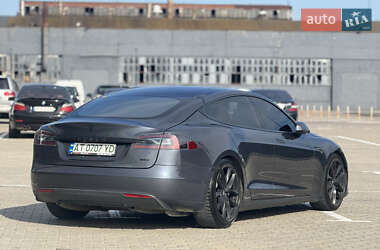 Лифтбек Tesla Model S 2015 в 