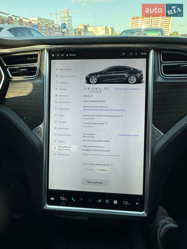 Лифтбек Tesla Model S 2016 в Львове фото 36 Лифтбек Tesla Model S 2016 в Львове