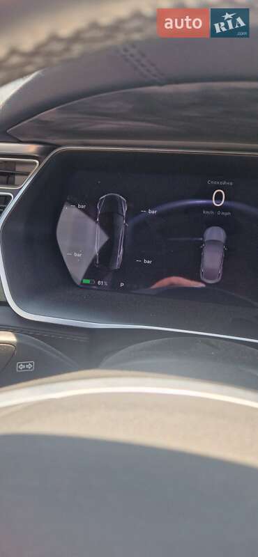 Лифтбек Tesla Model S 2017 в Киеве