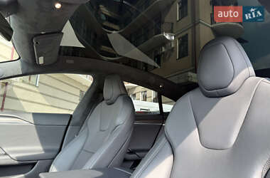 Лифтбек Tesla Model S 2022 в Львове