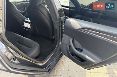 Лифтбек Tesla Model S 2022 в 