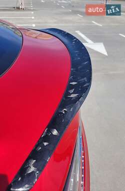 Лифтбек Tesla Model S 2018 в Киеве