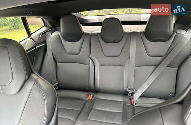 Лифтбек Tesla Model S 2018 в 