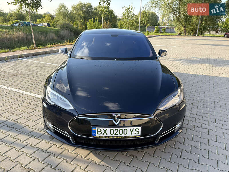 Tesla Model S 2013
